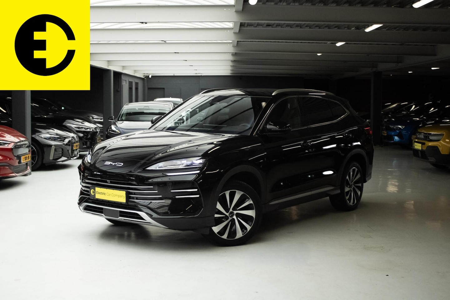 BYD Seal U - 1.5 DM-i FWD Boost | Zwart | Leer | Panoramadak - AutoWereld.nl