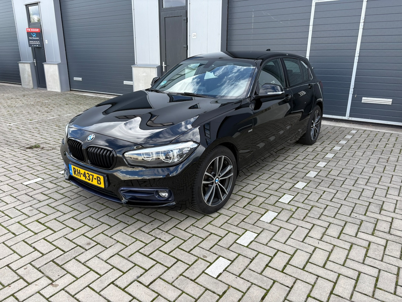 BMW 1-serie - 116i Edition Sport Line Executive - AutoWereld.nl