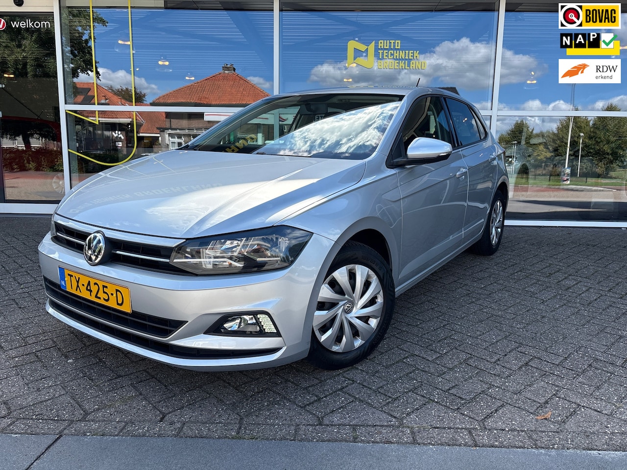 Volkswagen Polo - 1.0 TSI | CarPlay | Adaptive Cruise | LED | Navigratie | - AutoWereld.nl