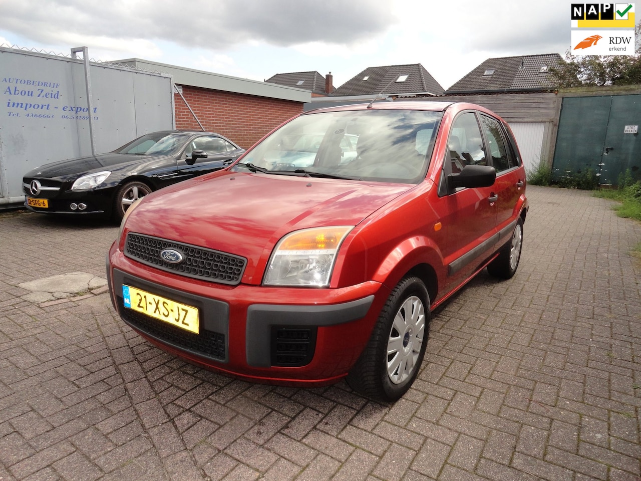Ford Fusion - 1.4-16V Champion 1.4-16V Champion (KM 125778 NAP AIRCO) - AutoWereld.nl