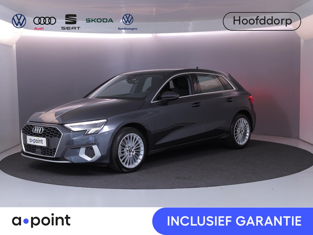 Audi A3 Sportback - 30 TFSI Advanced edition 110 pk S-tronic | Navigatie | Trekhaak | Parkeersensoren achter | - AutoWereld.nl