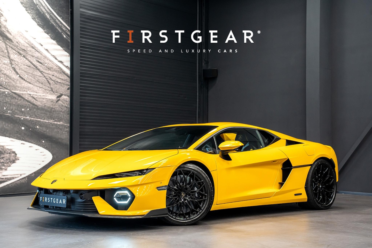 Lamborghini Temerario - 4.0 V8 *Giallo Auge / Lift-systeem / Keramisch / Sonus Faber / Passagiersdisplay / Surroun - AutoWereld.nl