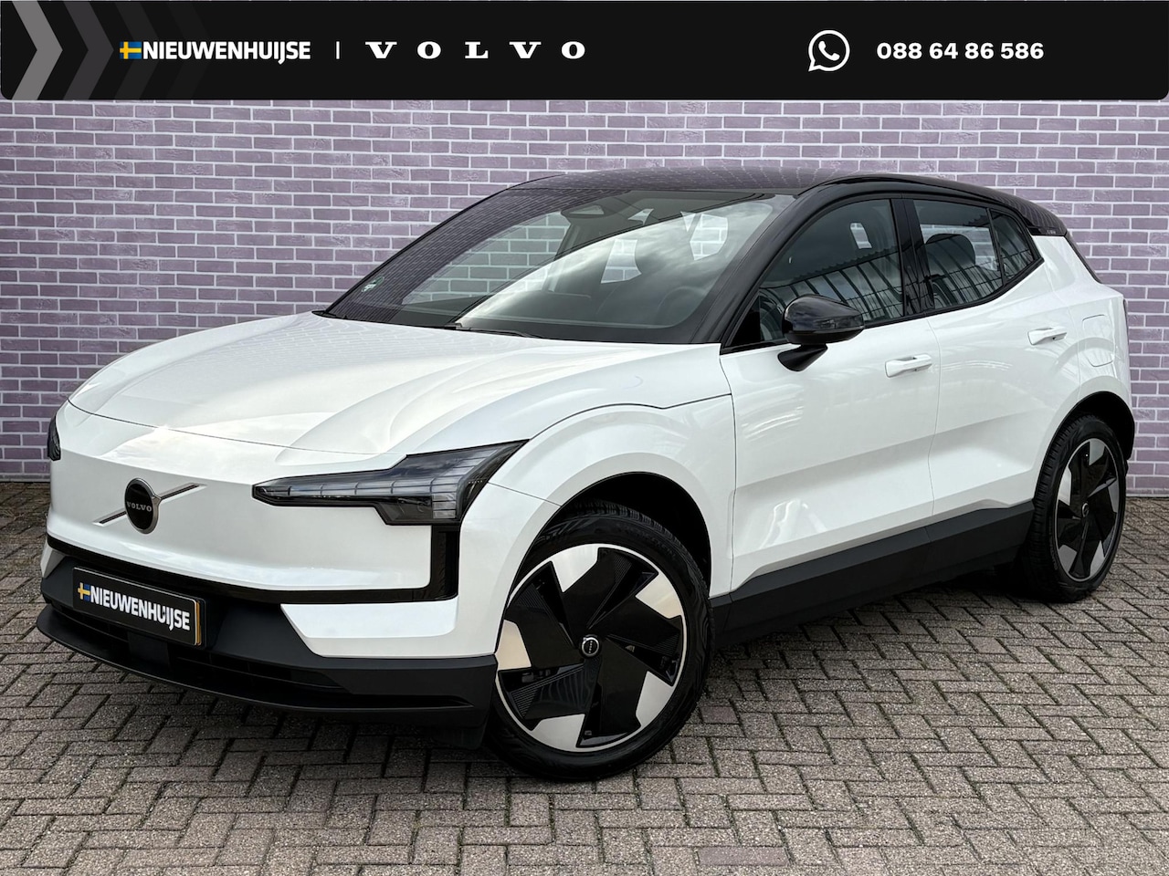 Volvo EX30 - Single Motor Extended Range Plus 69 kWh | SOH 98% | Trekhaak | Stoel/stuurverwarming | Cam - AutoWereld.nl