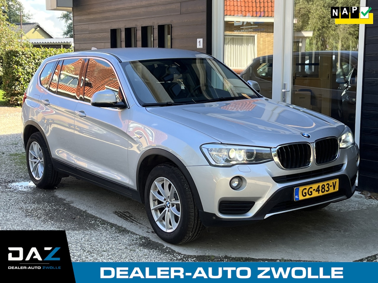 BMW X3 - sDrive20i Executive Aut/Ecc/Leer/Navi/1e Eigenaar - AutoWereld.nl