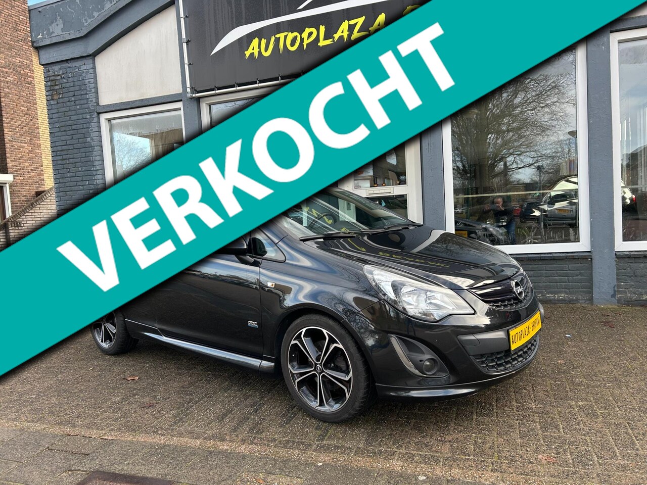 Opel Corsa - 1.4-16V TURBO / OPC EDITIE / NAVI / 120 PK / PDC - AutoWereld.nl