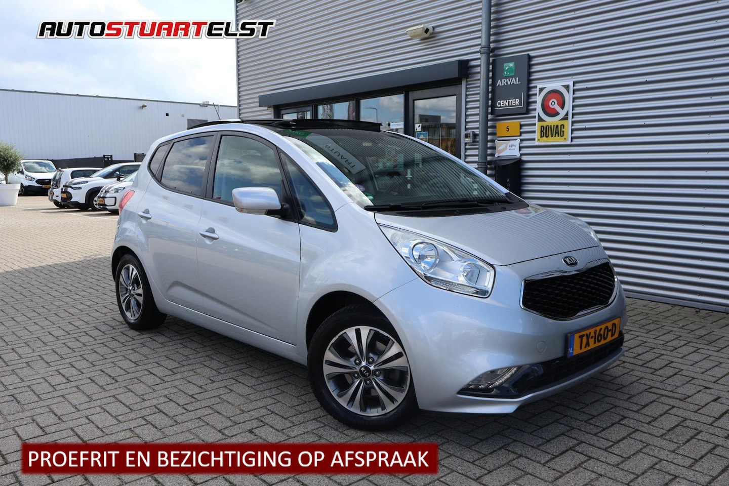 Kia Venga - 1.4 CVVT Edition 2e Eigenaar | NL-Auto | Volledig Onderh | Pano | Trekhaak | Camera | Navi - AutoWereld.nl