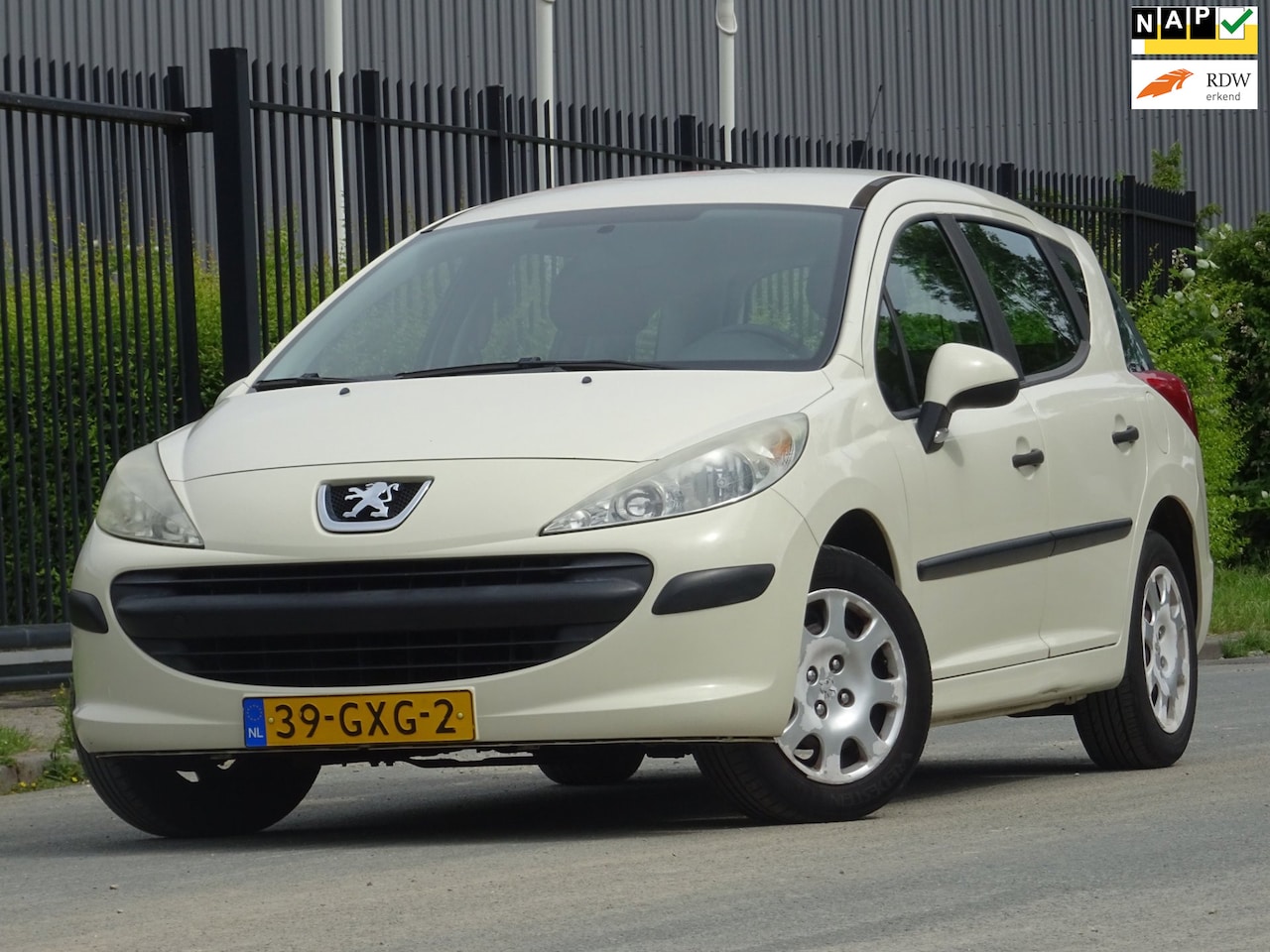Peugeot 207 SW - 1.4 XR 146DKM/NAP/APK 20-07-2027 - AutoWereld.nl
