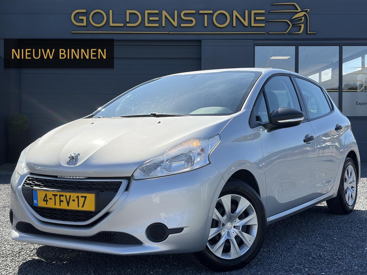 Peugeot 208 - 1.2 VTi Access ✓D-riem vv in 05-2024✓2e Eigenaar✓Net beurt gehad✓Airco✓Cruise✓5 Deurs✓Wein - AutoWereld.nl