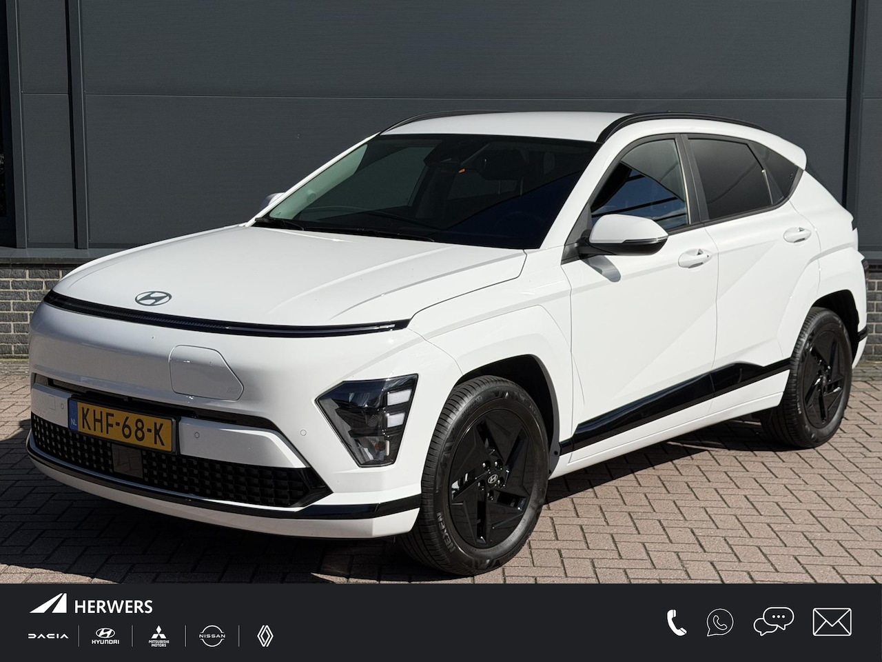 Hyundai Kona Electric - 64.8kWh Pure Edition / Navigatie / Apple Carplay & Android Auto / Airco / Achteruitrijcame - AutoWereld.nl