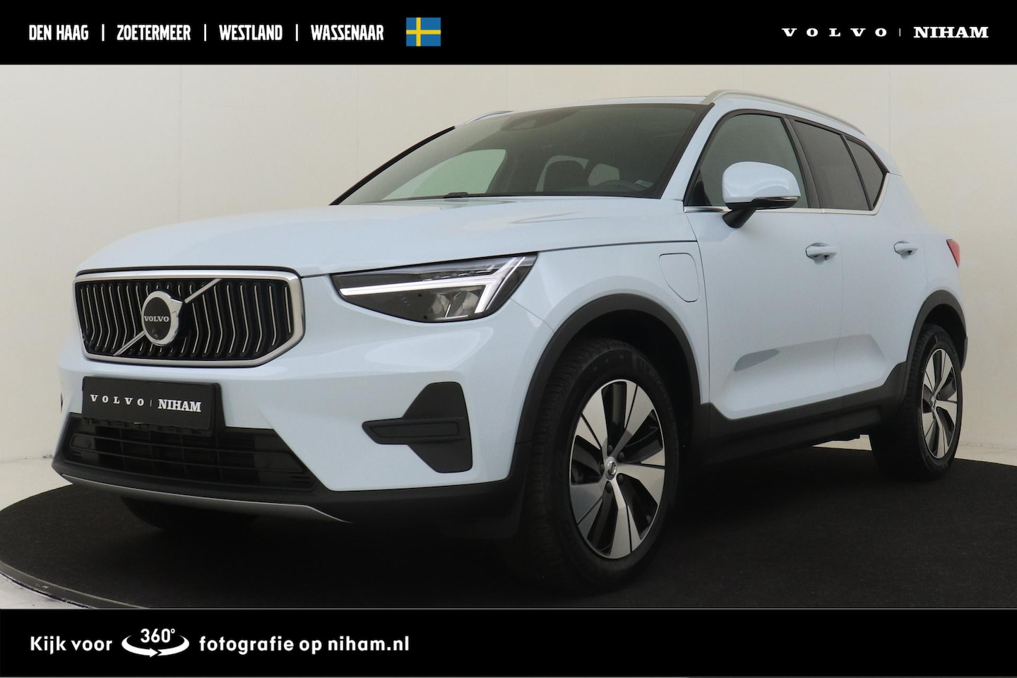 Volvo XC40 - T5 PLUG-IN HYBRID PLUS BRIGHT *2024!* -PANO.DAK|HARMAN/KARDON|360°CAM|PRIVACY.GLAS|VERW.VO - AutoWereld.nl
