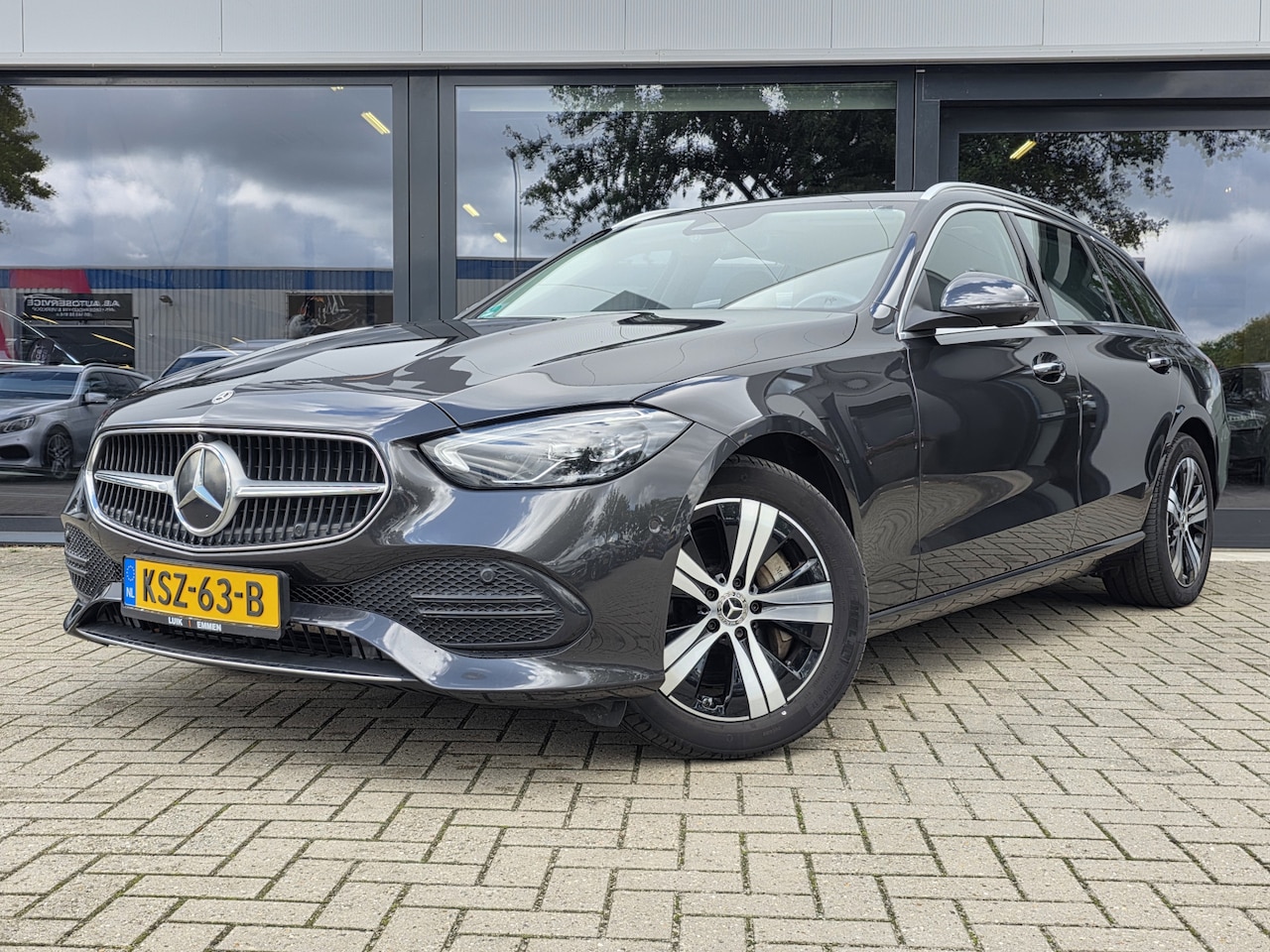 Mercedes-Benz C-klasse Estate - 300 e Luxury Line + AREA VIEW + MBUX + VOLLEER + HEADUP + KEYLESS - AutoWereld.nl