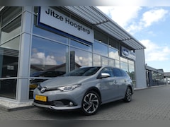 Toyota Auris - 1.8 Hybrid Volcano Edition TREKHAAK, STOELVERWARMING, CRUISE, CLIMA, NAVI, CAMERA, PDC V&A