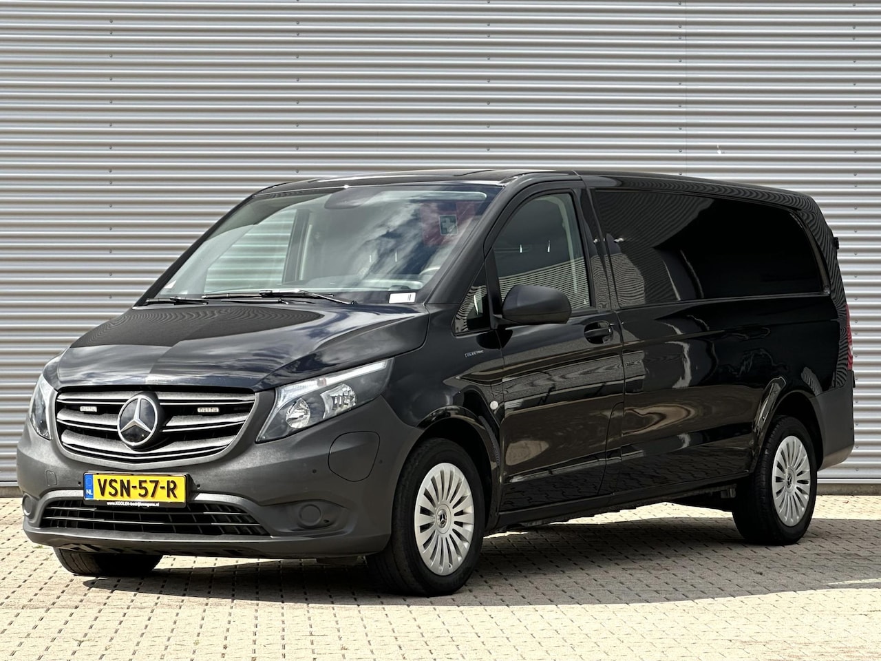 Mercedes-Benz eVito - eVito Extra Lang 66 kWh Navi|Cruise|L3 - AutoWereld.nl