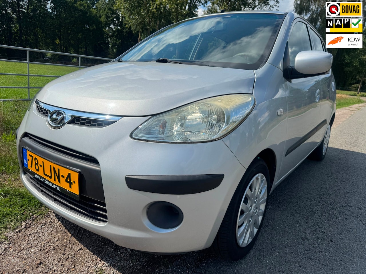Hyundai i10 - 1.1 Dynamic top onderhouden en pas 17.887km!! - AutoWereld.nl