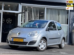 Renault Twingo - 1.2 Authentique ORG NL / AIRCO / ELEKT RAMEN / NAP
