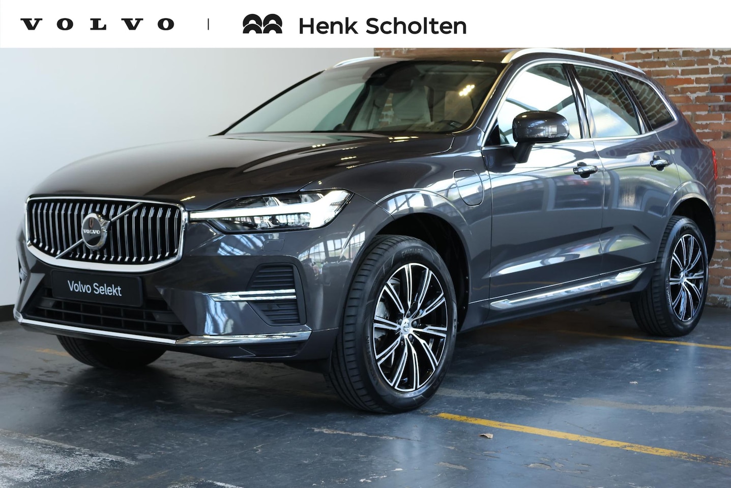 Volvo XC60 - Recharge T6 AWD Inscription | Bowers & Wilkins Premium Audio | Luchtvering | Massage in vo - AutoWereld.nl