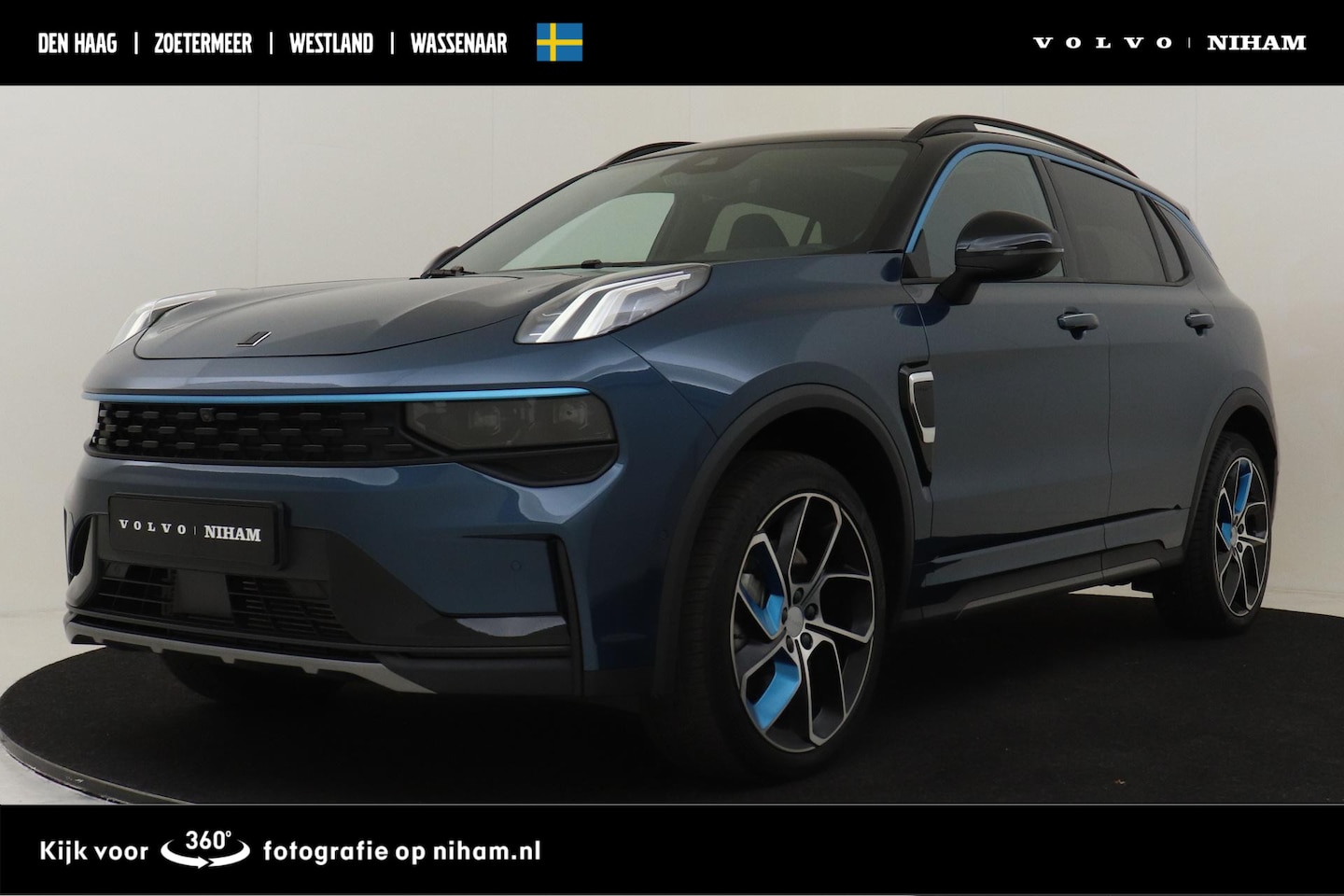 Lynk & Co 01 - 1.5 PHEV -PANO.DAK|ELEK.STOEL|HARMAN.INFINITY|360°CAM|CARPLAY|ZWARTE-HEMEL|20"WINTERBANDEN - AutoWereld.nl