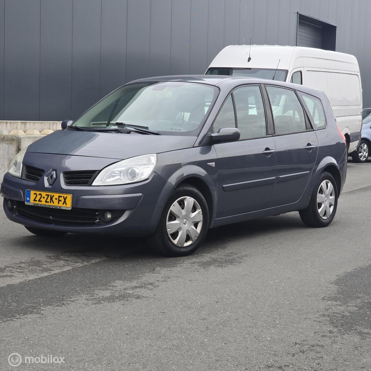 Renault Grand Scénic - 2.0-16V Business Line 7p. 2.0-16V Business Line 7p. - AutoWereld.nl