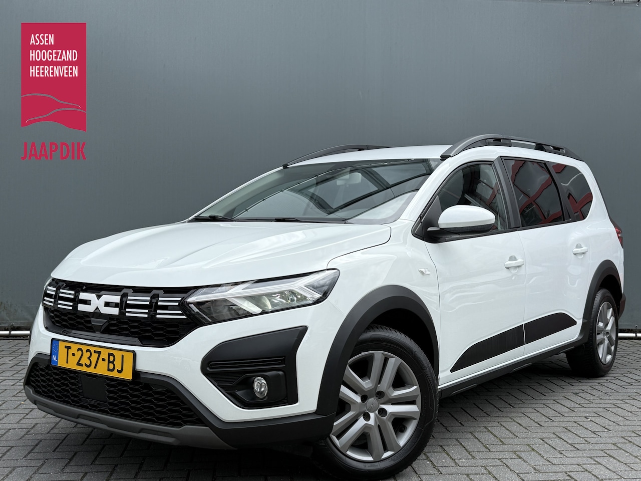 Dacia Jogger - BWJ 2023 1.0 TCe 92 PK 100 ECO-G Expression 5p. FULL LED | CARPLAY + ANDROID | DAB |  NAV - AutoWereld.nl