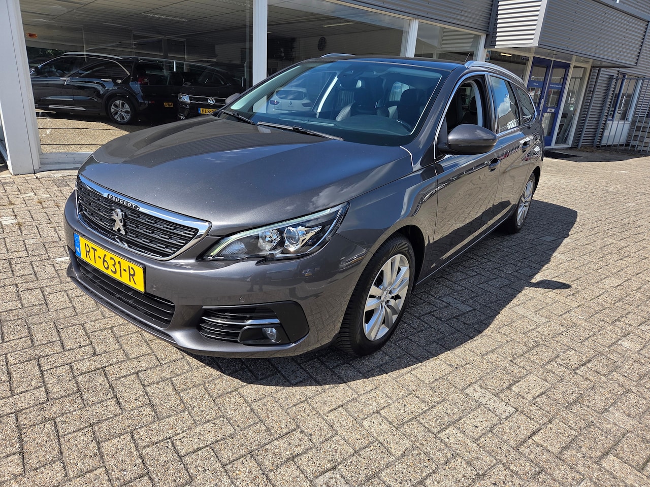 Peugeot 308 - 1.2 PureTech Allure 1.2 PureTech Allure, nieuwe riem - AutoWereld.nl