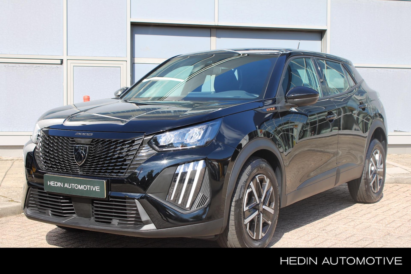 Peugeot 2008 - 1.2 Hybrid 145PK STYLE Aut. | Navigatie via App | Climate Control | Cruise Control | Carpl - AutoWereld.nl