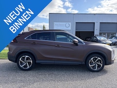 Mitsubishi Eclipse Cross - 2.4 PHEV Intense+ NAVI/LM/CAMERA/CARPLAY/CRUISE