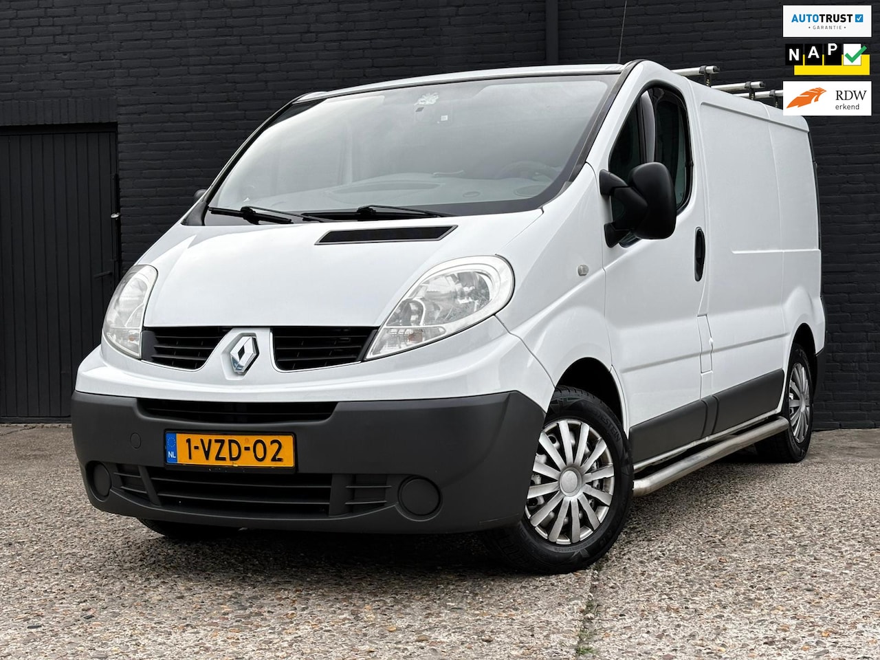 Renault Trafic - 2.0 dCi T27 L1H1 Générique ELEK RAMEN|AIRCO|NWE APK - AutoWereld.nl
