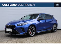 BMW 1-serie - 120 High Executive M Sport Automaat / Panoramadak / Sportstoelen / M Adaptief onderstel /