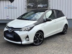 Toyota Yaris - 1.5 Hybrid Dynamic Bi-Tone | Keyless | Trekhaak | Camera | Stoelverwarming
