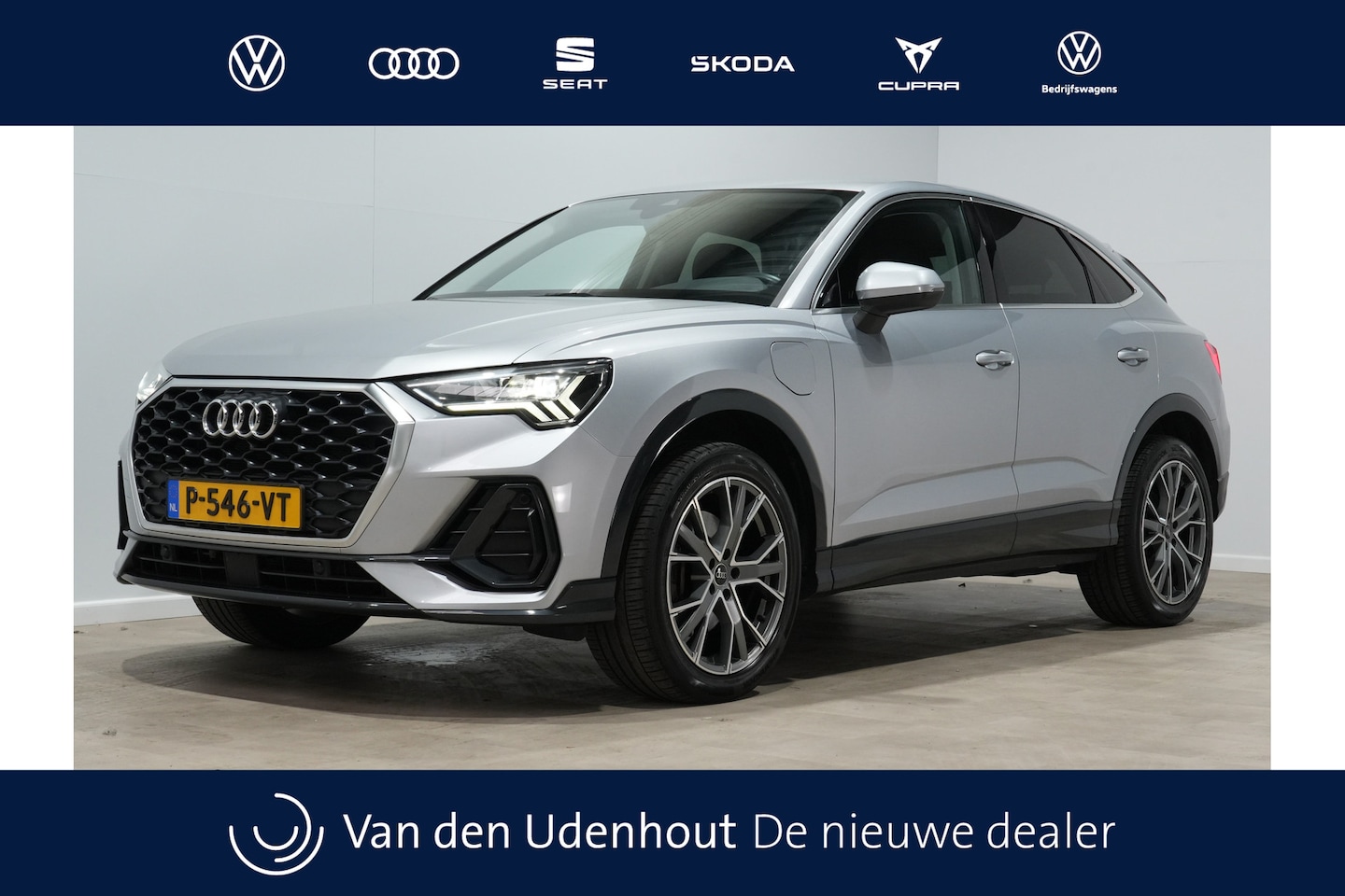 Audi Q3 Sportback - 45 TFSI e 245pk Business Edition Navigatie Bluetooth ACC Trekhaak Clima Pdc Led Stoelverwa - AutoWereld.nl