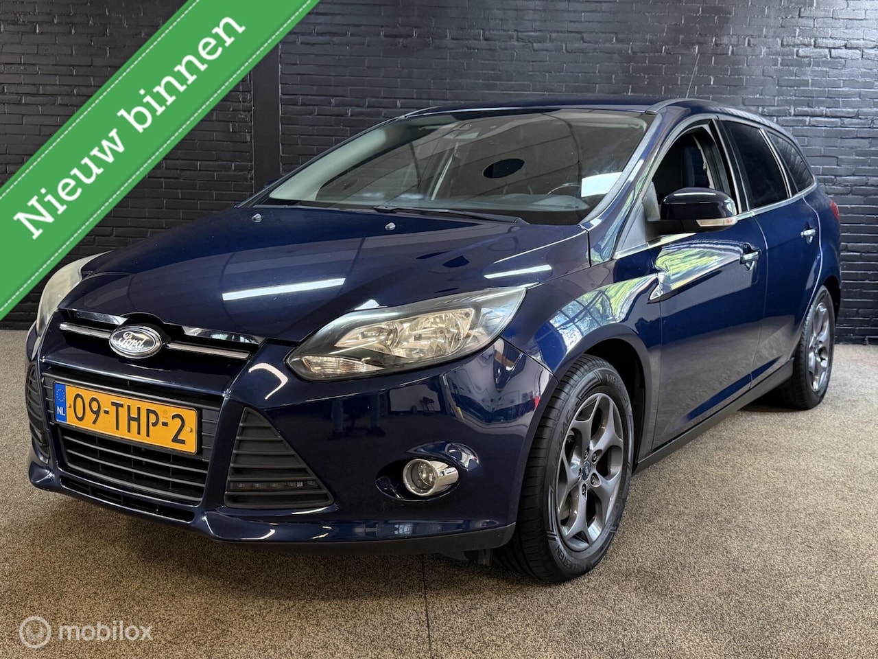 Ford Focus Wagon - 1.6 EcoBoost Titanium AIRCO NAVI PDC CRUISE - AutoWereld.nl