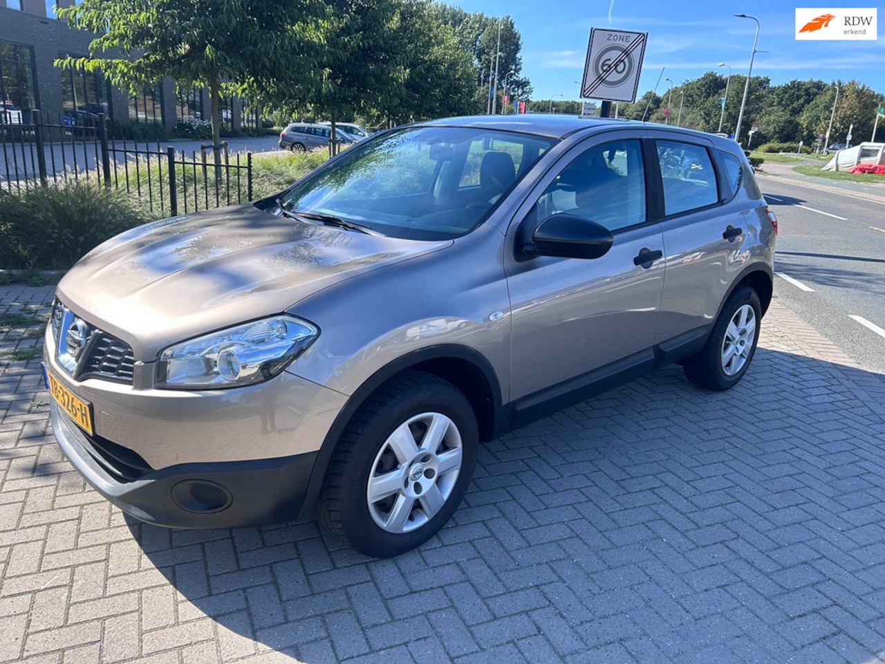 Nissan Qashqai - 1.6 Visia 2011! AIRCO! NWE APK! - AutoWereld.nl