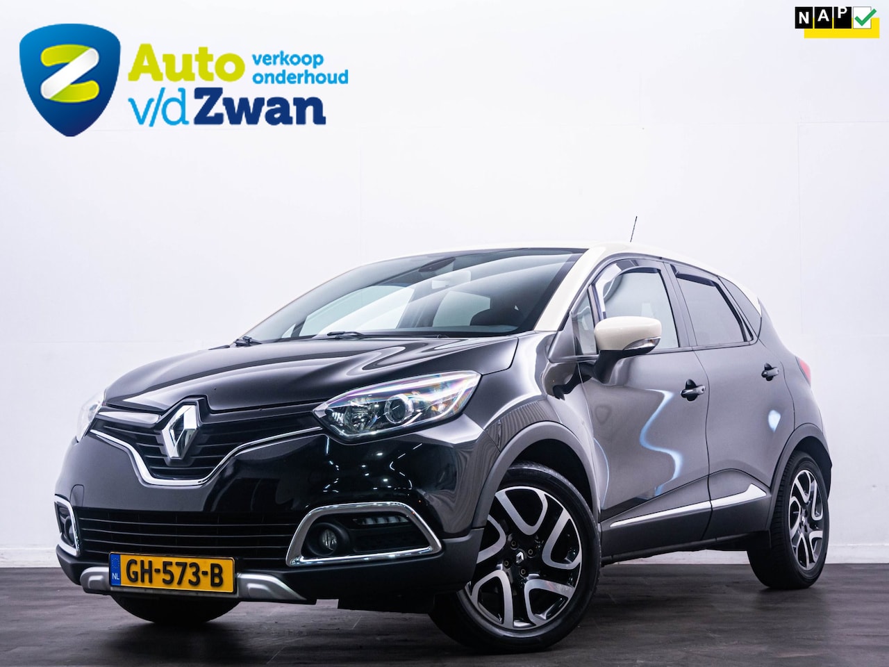 Renault Captur - 0.9 TCe Helly Hansen PDC|Clima|Cruise|Keyless - AutoWereld.nl