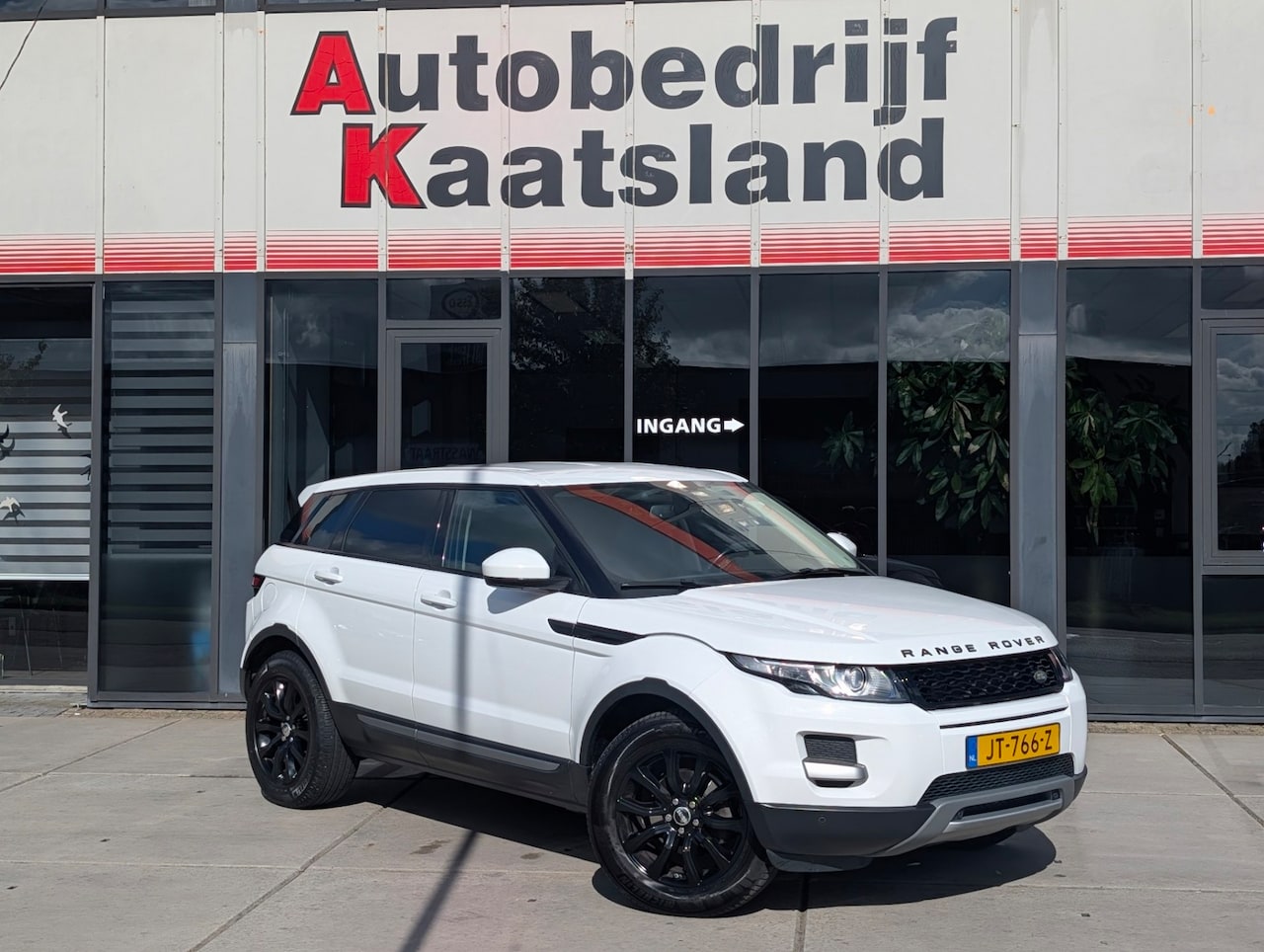 Land Rover Range Rover Evoque - 2.2 TD4 4WD Dynamic - Memory - Meridian - Camera - Trekhaak - AutoWereld.nl