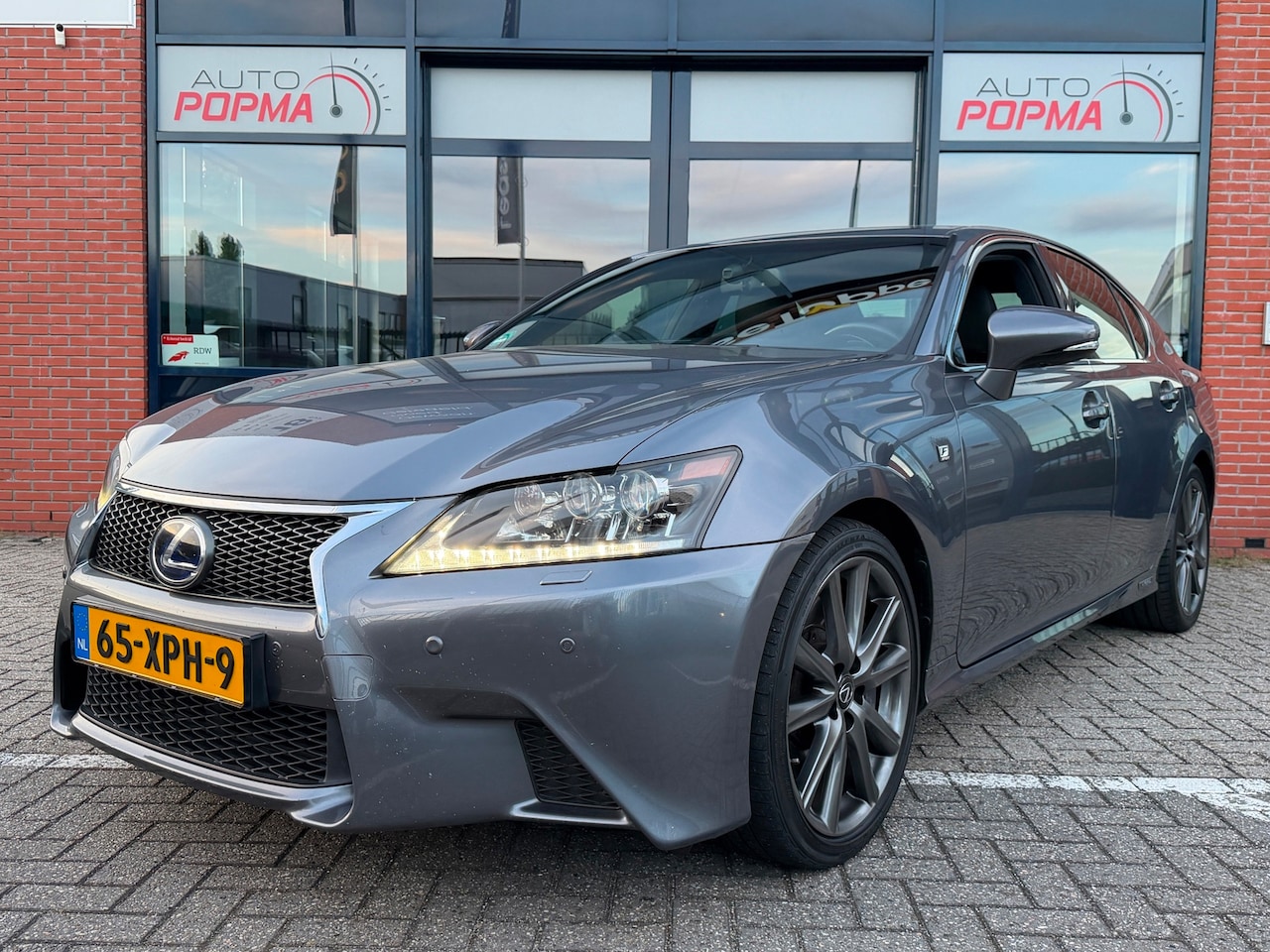 Lexus GS - 450h 349pk F Sport Line Automaat / Elektr. memo stoelen / 19" LM / Stoelverw. en ventilati - AutoWereld.nl