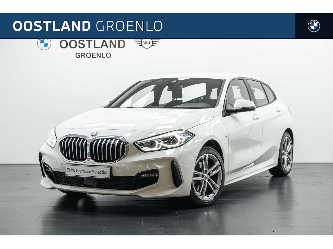 BMW 1-serie - 118i Executive M Sport Automaat / Sportstoelen / M Sportonderstel / LED / Cruise Control / - AutoWereld.nl