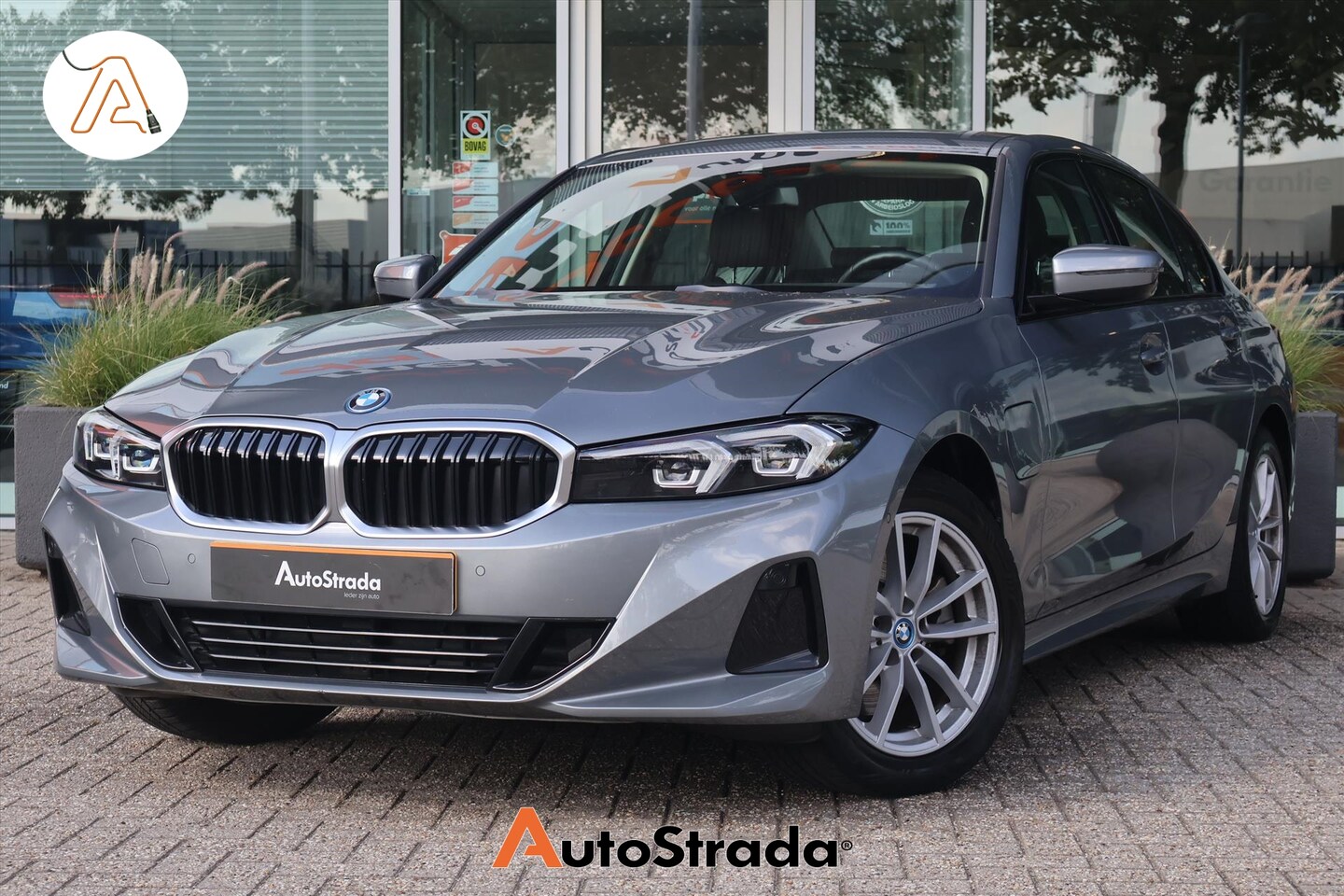BMW 3-serie - (g20) 320e High Executive 204pk | Curved Display I Leder | Camera I Climate I Carplay I DA - AutoWereld.nl