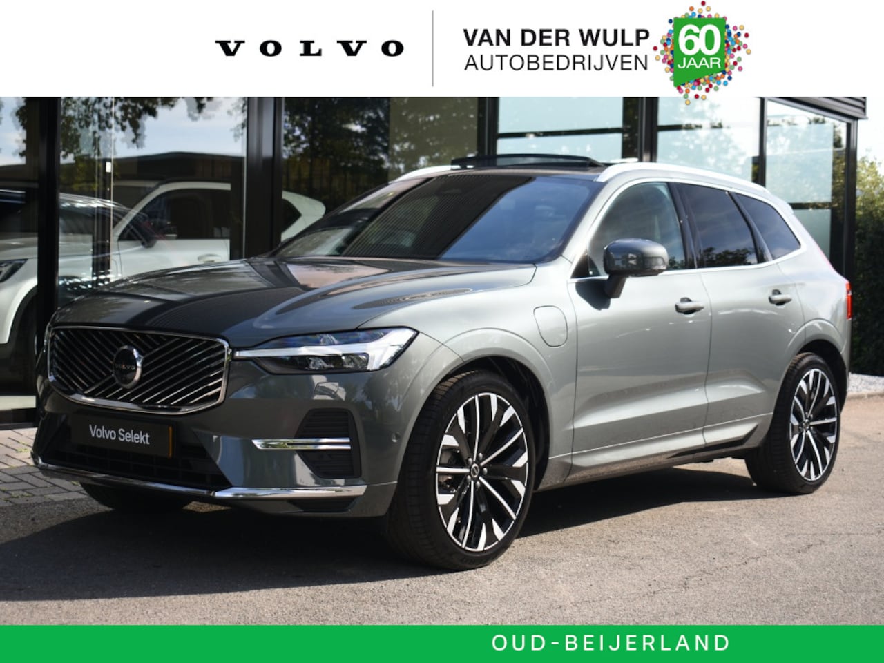 Volvo XC60 - T8 406pk AWD Ultra Bright Executive Edition | Trekhaak | Climate - AutoWereld.nl