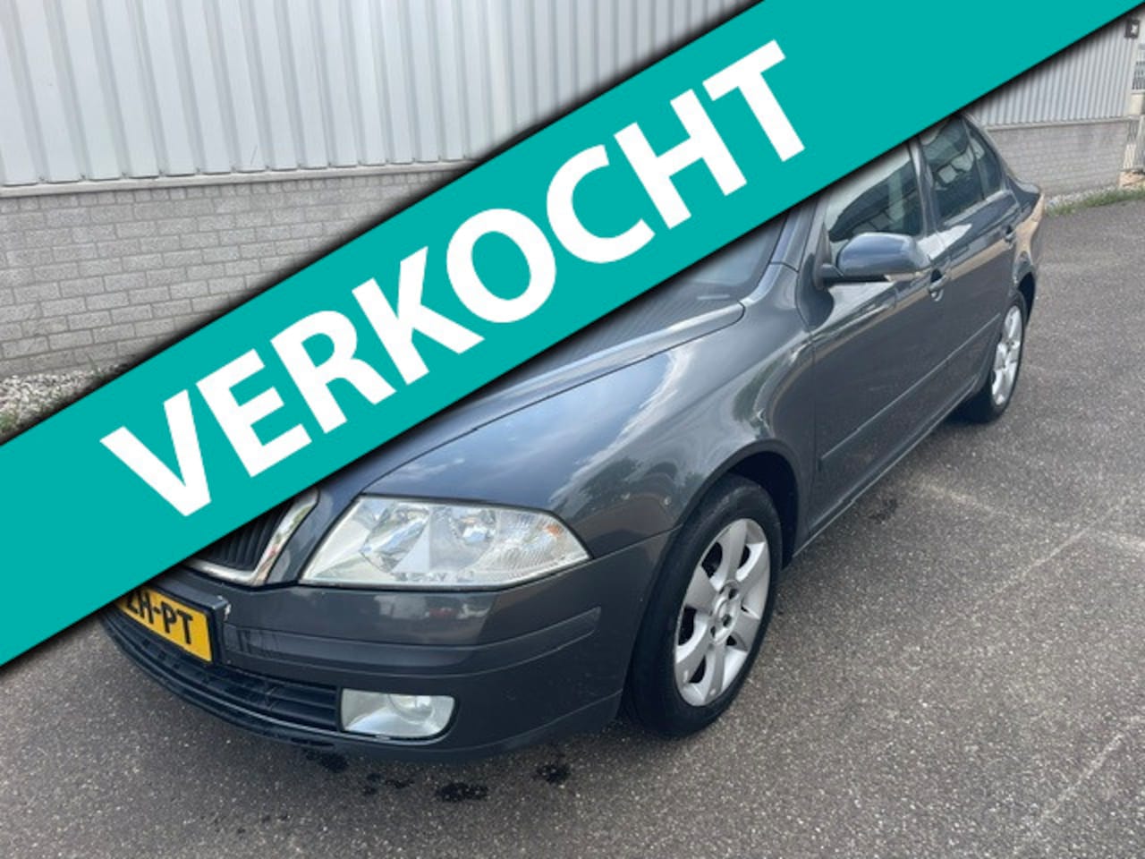 Skoda Octavia - 1.6 FSI Ambiente Attractive Business 1.6 FSI Ambiente Attractive Business - AutoWereld.nl