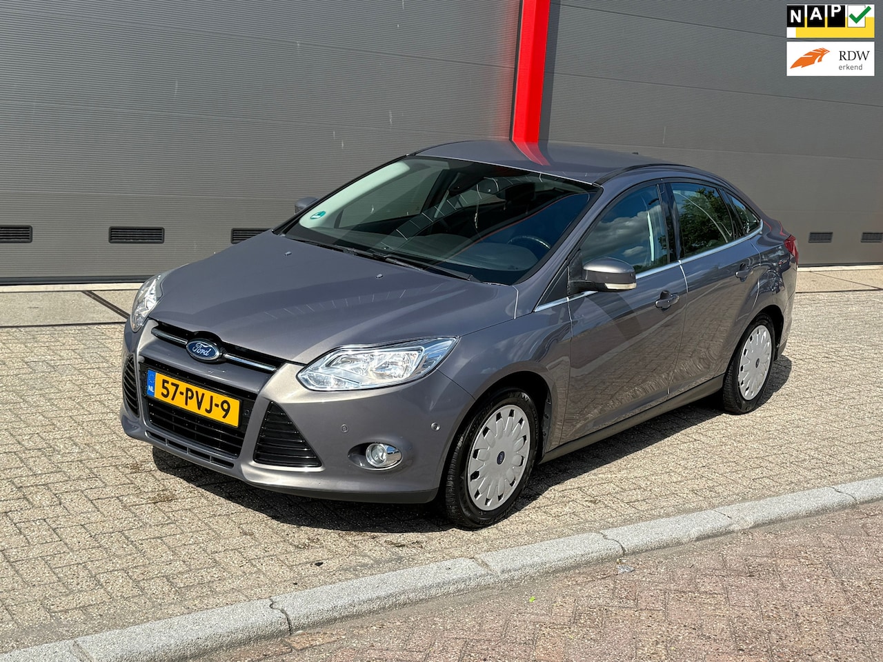 Ford Focus - 1.6 TI-VCT First Edition 1.6 TI-VCT First Edition - AutoWereld.nl