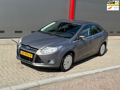 Ford Focus - 1.6 TI-VCT First Edition
