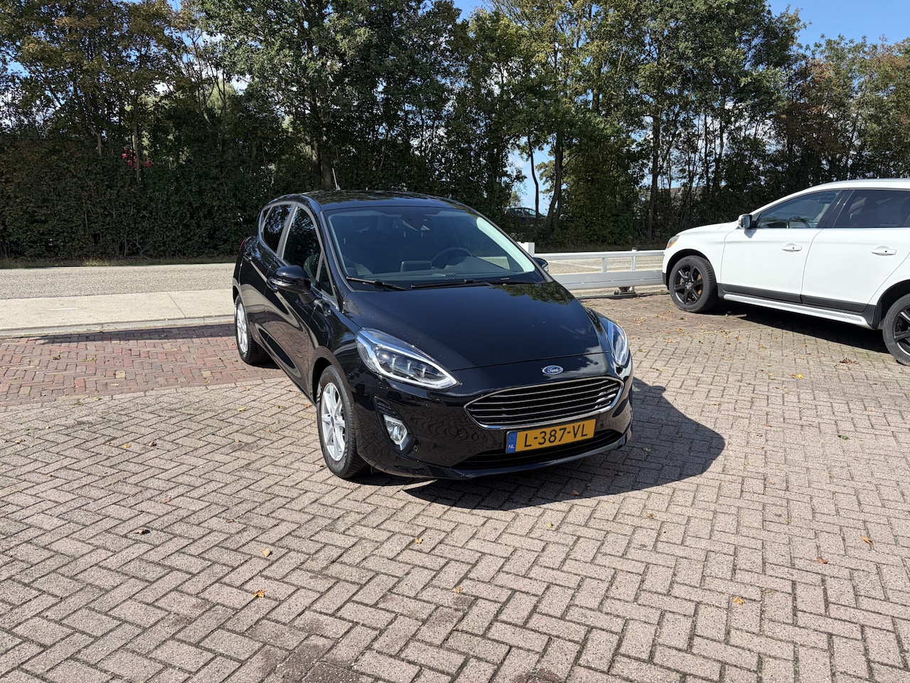 Ford Fiesta - 1.0 EcoBoost Titanium WINTER PACK B&O DAB FULL LED - AutoWereld.nl