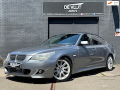BMW 5-serie - 525i 218PK M Pakket | Schuifdak | Halfleer | Navi | Stoelverwarming | Cruise Control | Cli