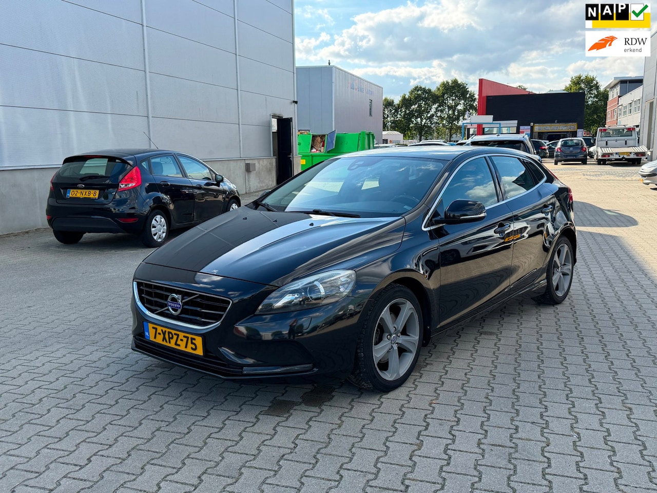Volvo V40 - 1.6 T4 Summum CLIMA|NAVI|CRUISE|XENON|EXPORT| - AutoWereld.nl