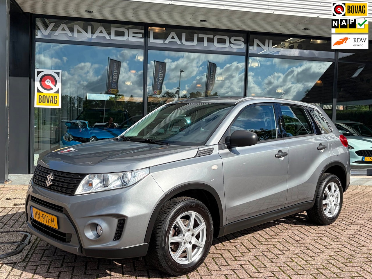 Suzuki Vitara - 1.6 Comfort Airco LM-Velgen Bluetooth NL-Auto NAP Volledig Dealeronderrhouden! - AutoWereld.nl