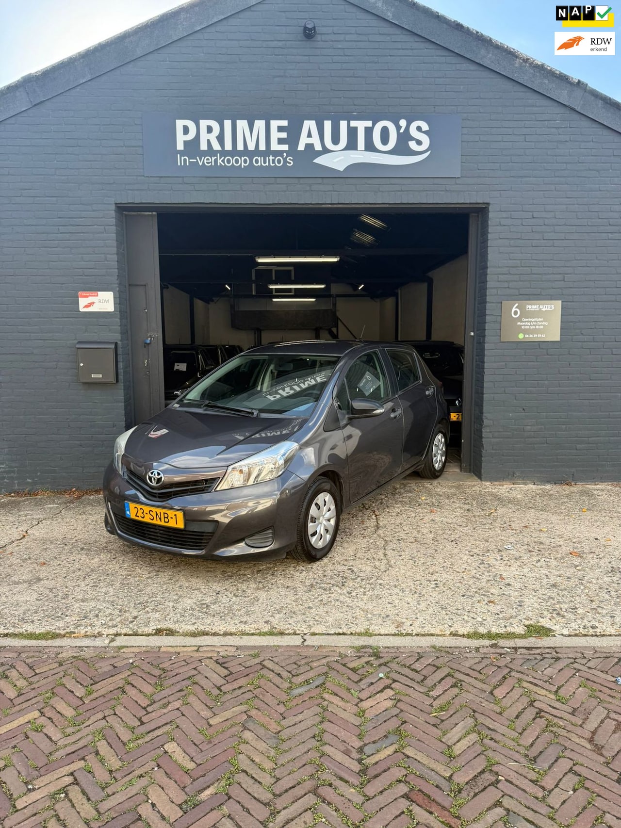 Toyota Yaris - 1.0 VVT-i Dealeronderh | Elektrische Ramen 2011 - AutoWereld.nl