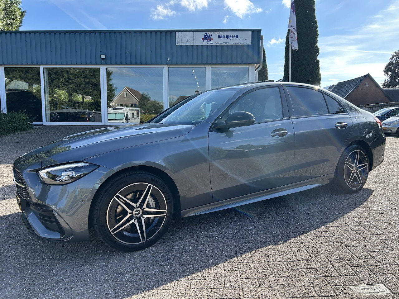 Mercedes-Benz C-klasse - 300 e AMG Line 300 e AMG Line,schuif/kanteldak,leder bekleding - AutoWereld.nl