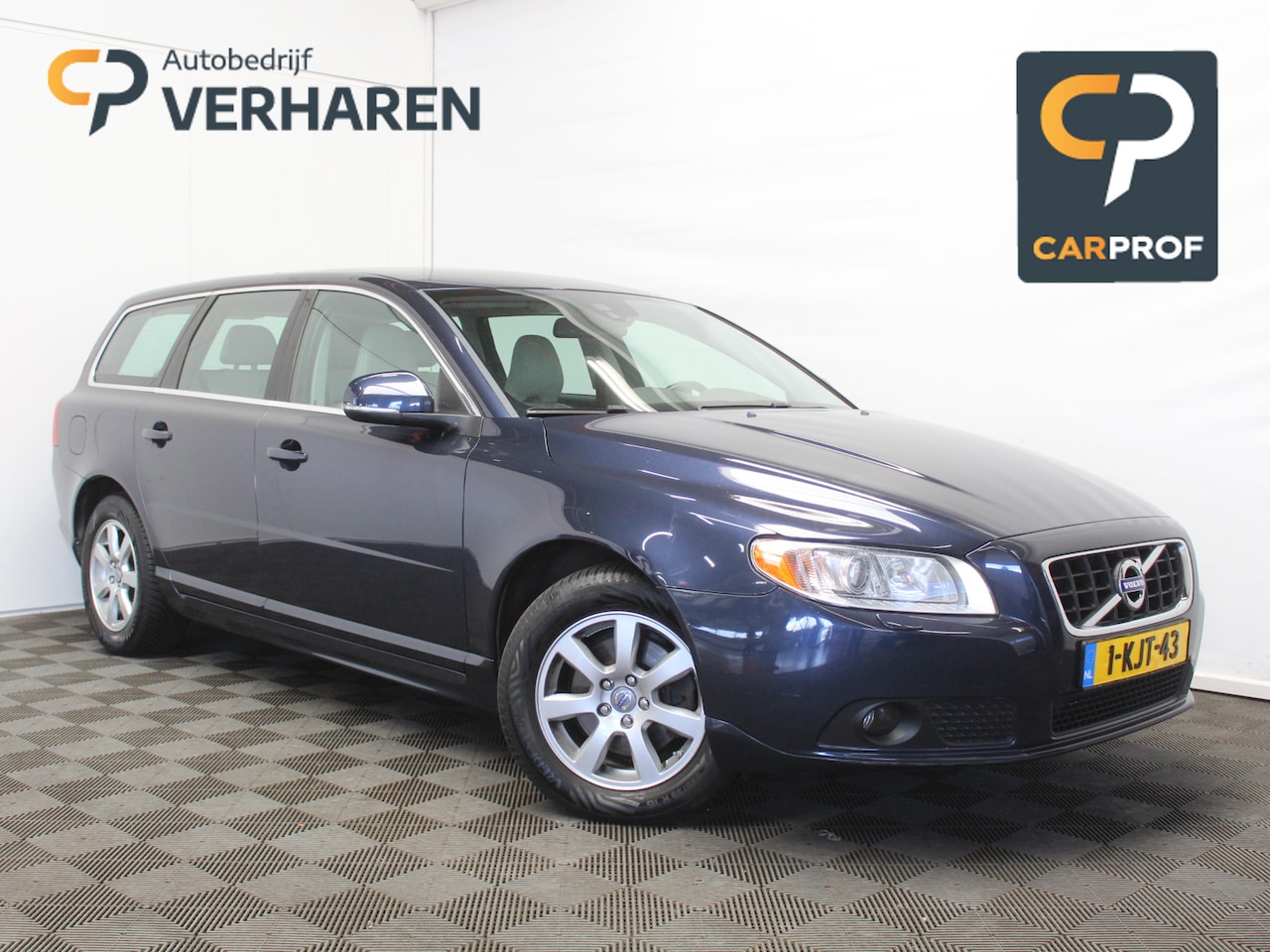 Volvo V70 - 1.6 T4 Nordic CLIMATE | XENON | CRUISE | LEER | LMV16 | AFNBTRHAAK | NAVI | ELECAKLEP | PD - AutoWereld.nl