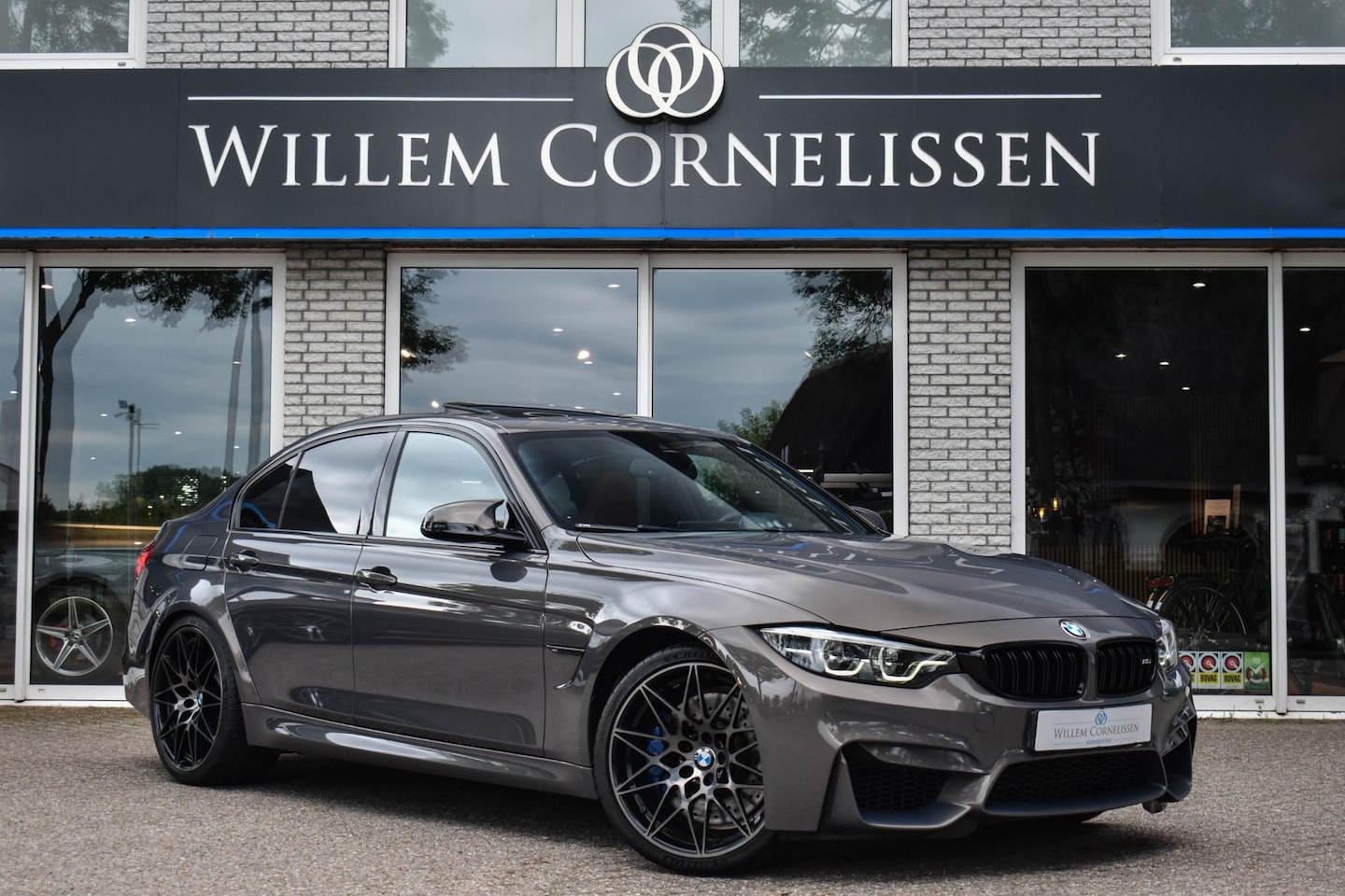 BMW M3 - 3-serie Competition DCTA Schuif/Kanteldak Harman/Kardon Head Up Individual - AutoWereld.nl