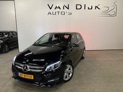 Mercedes-Benz B-klasse - 180 Automaat Trekhaak Navi LED
